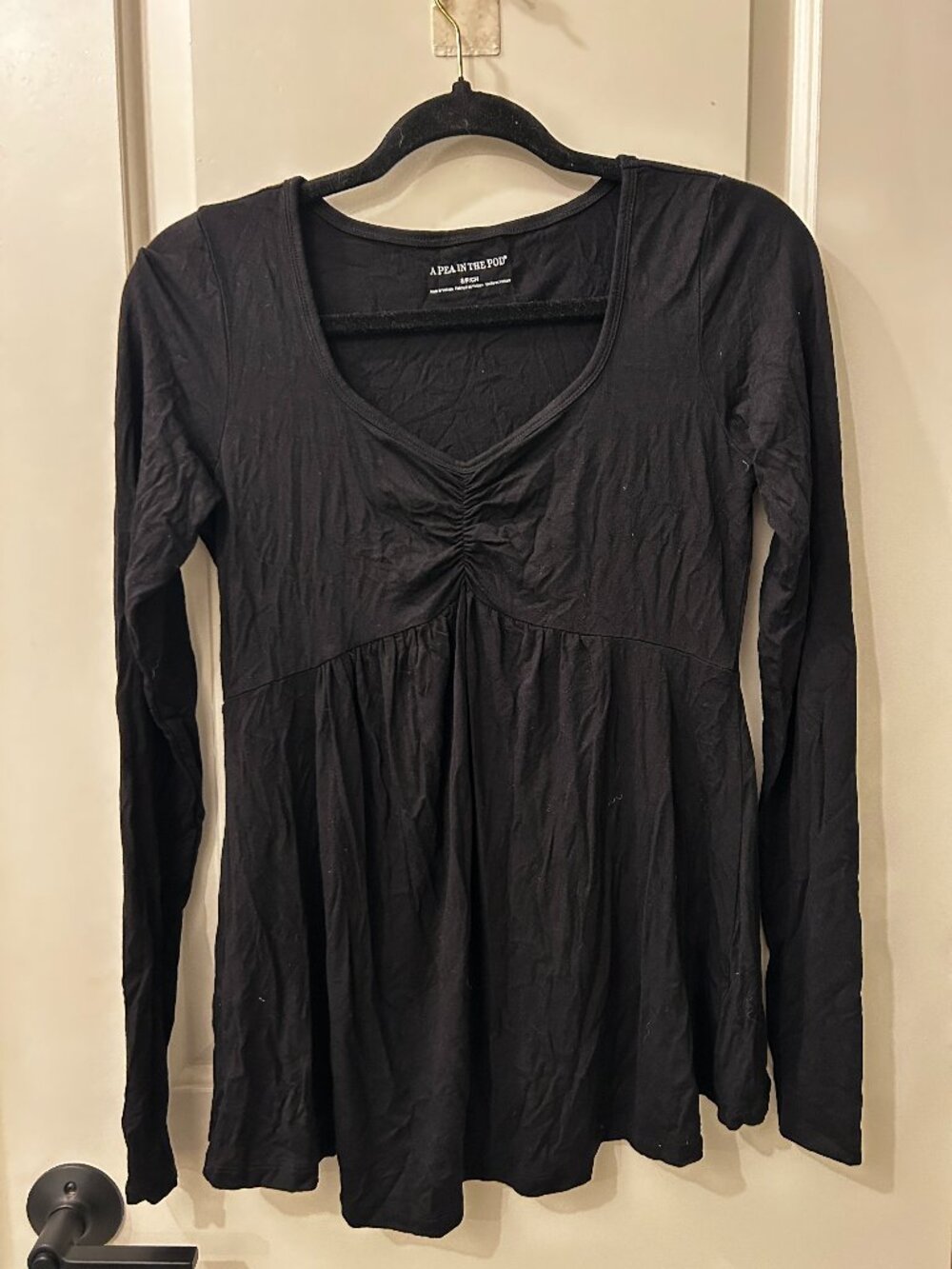 A Pea In The Pod Ruched Long Sleeve Top